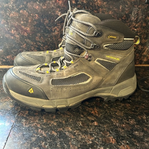 Vasque Breeze LT Gore-Tex GTX Hiking Boots 7480M Mid Gray Black